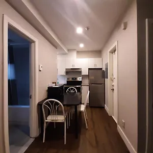 Sanitized Renovated Close To Subway And 24 Hrs Services Apartment Montreal