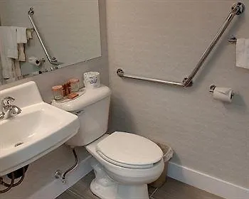 Sandman Hotel And Suites Abbotsford 3*,